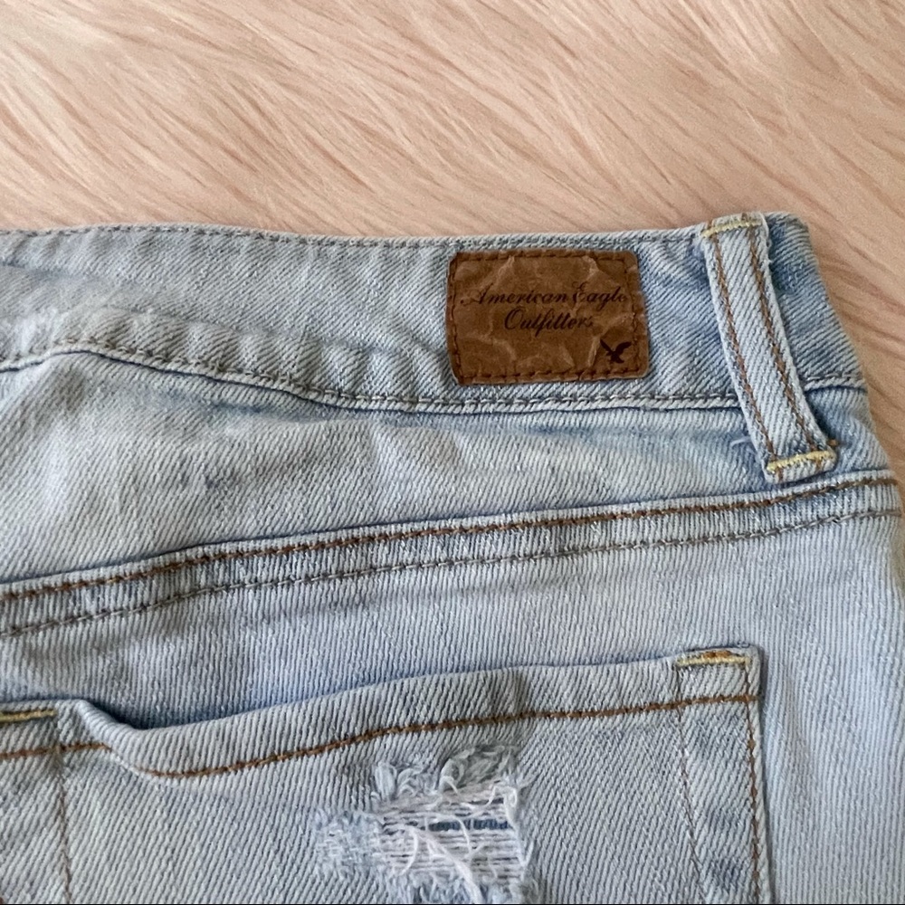 American Eagle Stretch Jean Shortie Shorts Denim Concert 10 ripped sexy - Picture 6 of 8
